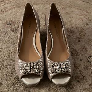 Gorgeous Antonio Melani